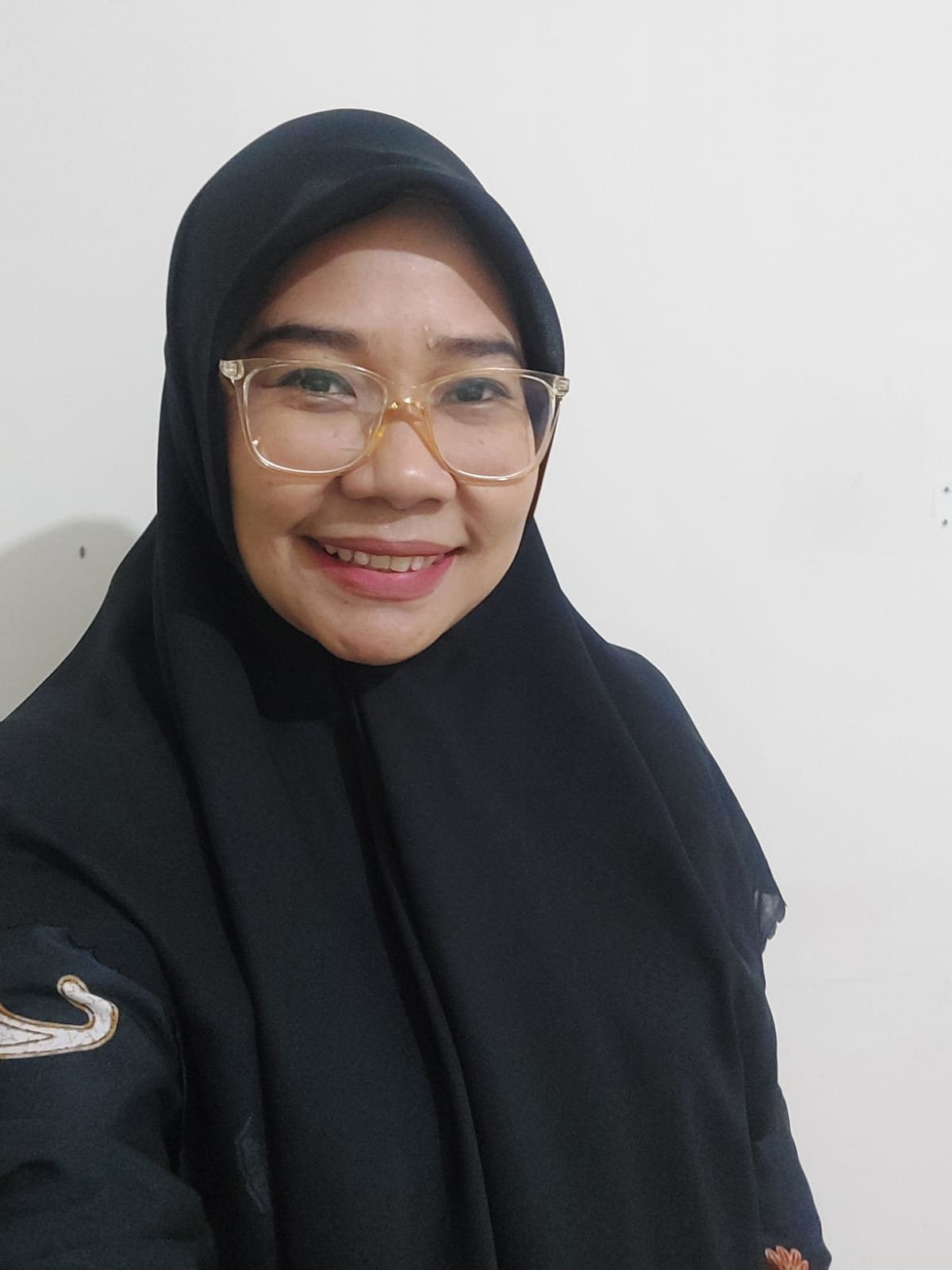 Dr. Ir. Ar. Irnawaty Idrus - Invited Speaker